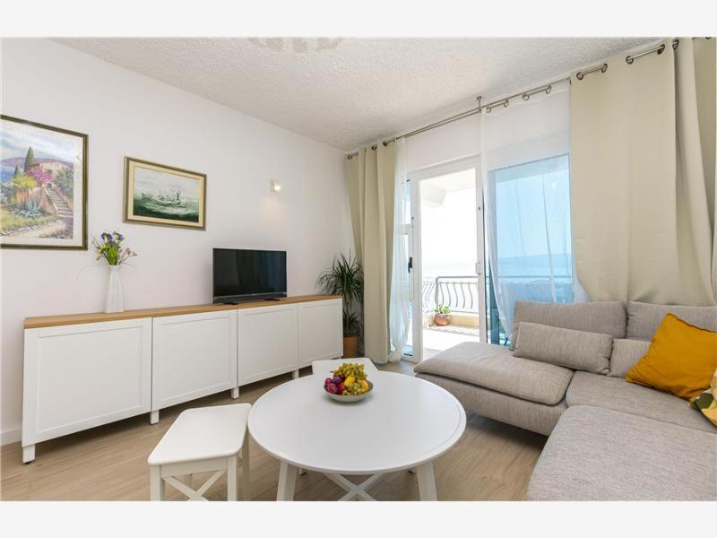 Apartments Iva 오미스 객실 사진